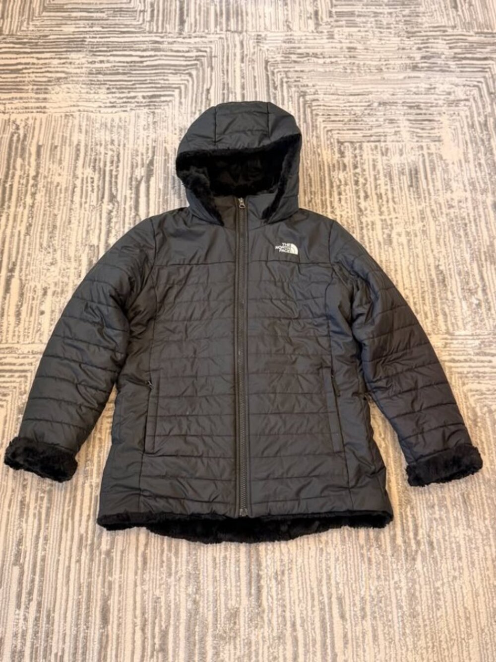 The North Face girls youth XL (size 18) Black Winter coat MSRP $180.